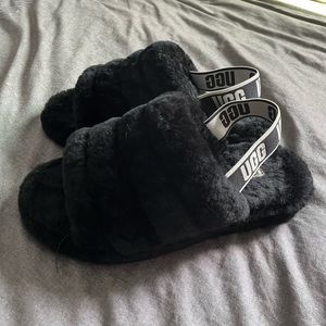 UGG Slippers - 9